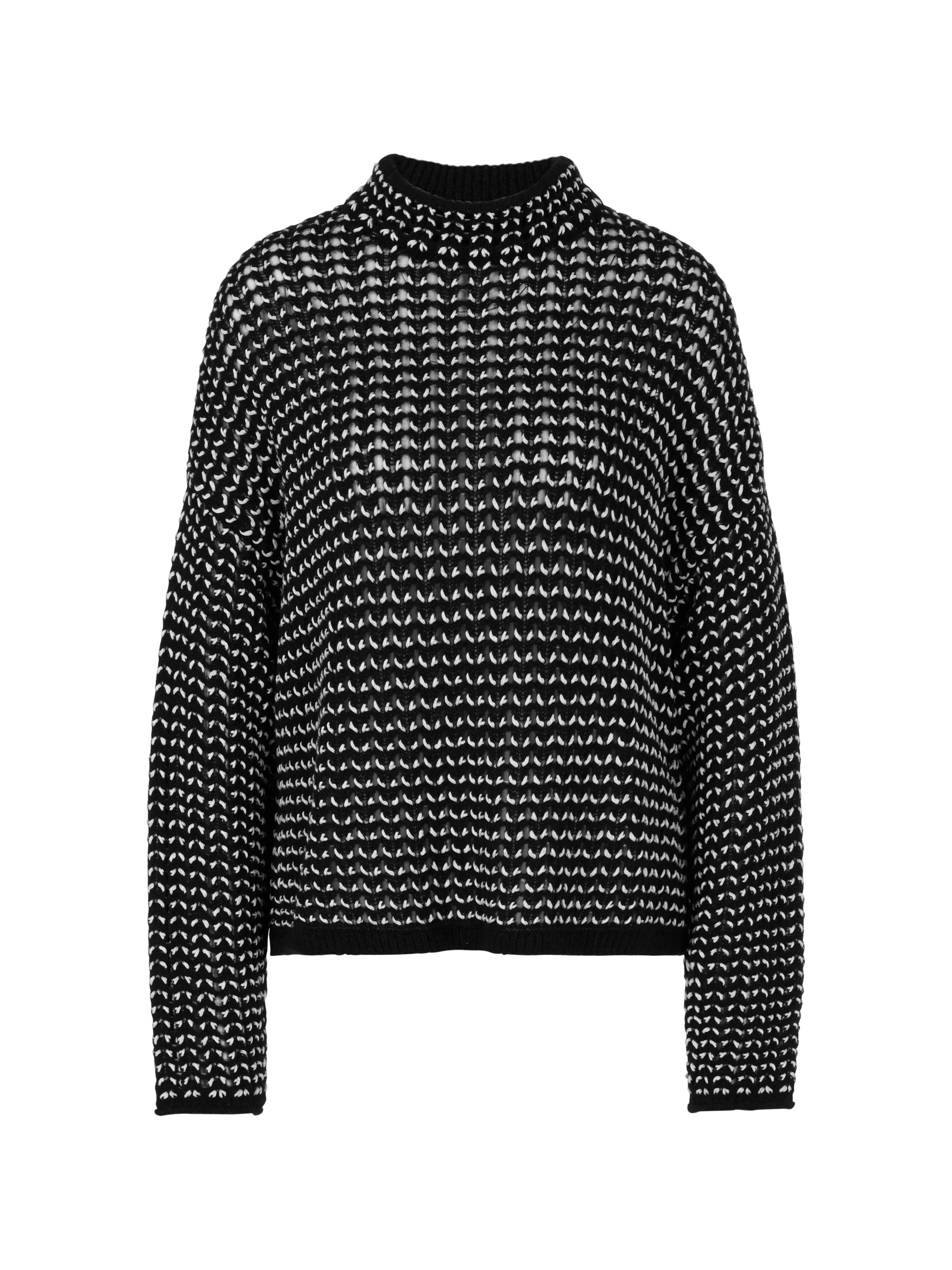 MARC CAIN WC 41.34 M21 Oversized-Pullover Knitted in Germany black and white