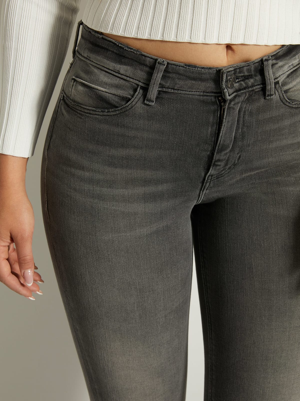 GUESS W1YA46 D4F52 Damen Jeans Hose Skinny-Fit Grau CRG1