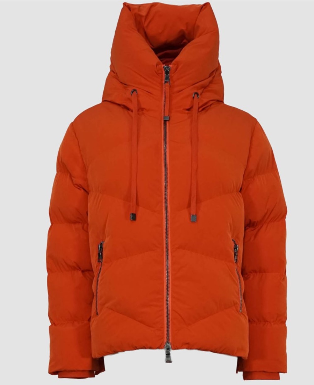 BLONDE RUTH STEPPJACKE SCARLET RED