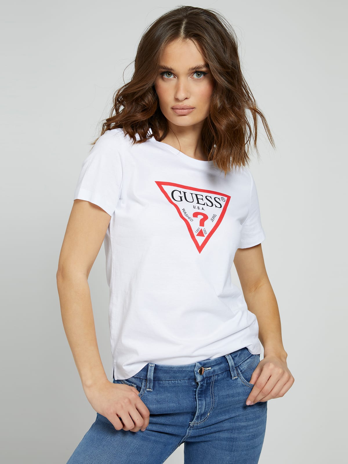 GUESS W1YI1B I3Z11 Damen Logo-Print T-Shirt Weiss
