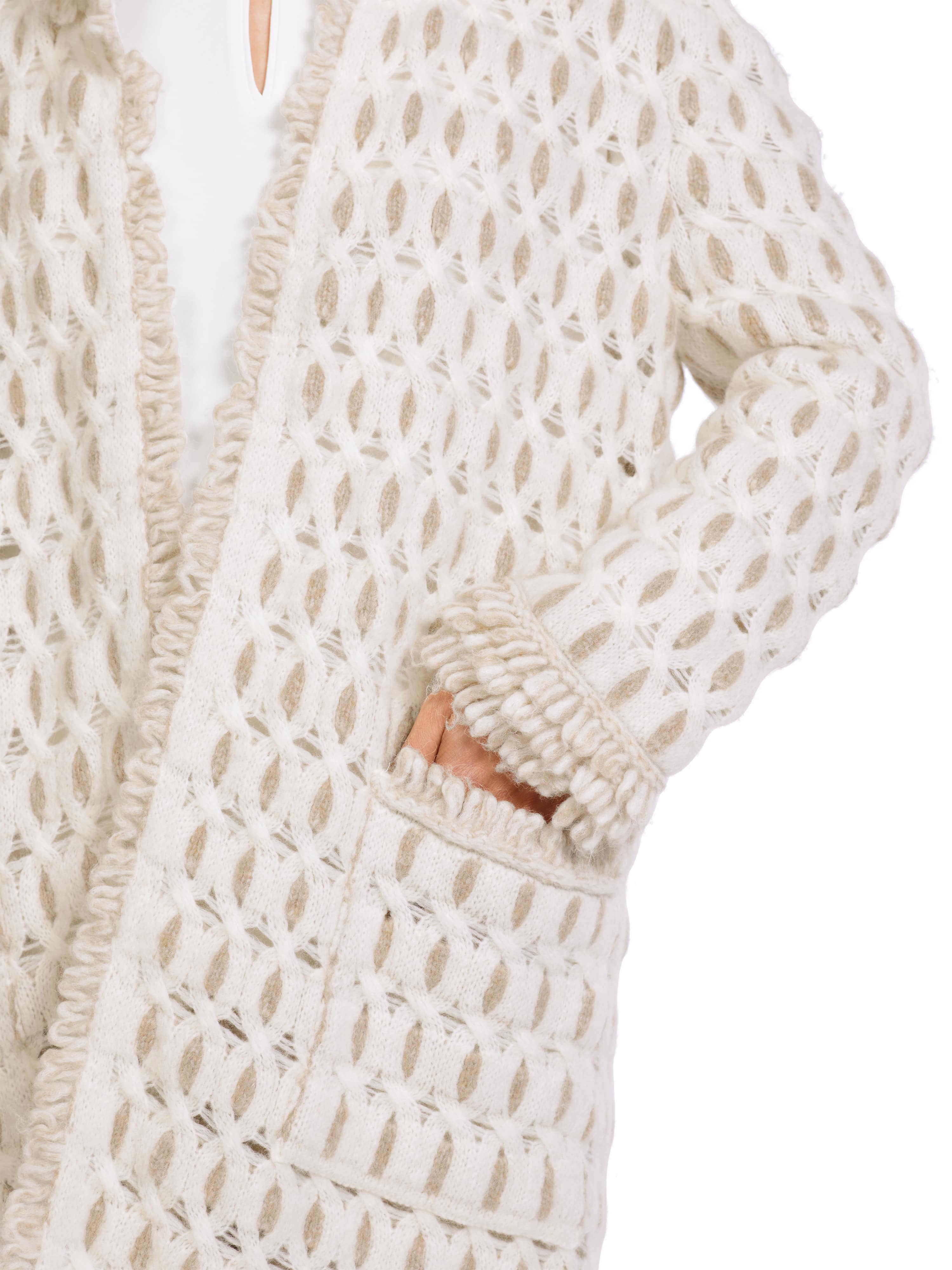 MARC CAIN VC 11.19 M46 Fancy Damen Mantel Knitted in Germany off-white